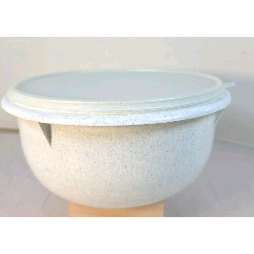Vintage Tupperware Classic Mixing Bowl  Speckled w/ Sheer Lid